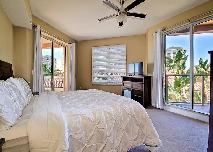 Belle Harbor 401w Clearwater Beach