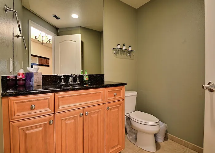Belle Harbor 401w Apartment
